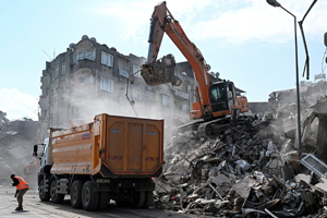 Enkaz ve Moloz Kaldırma